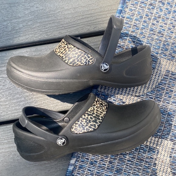 CROCS Black Clogs Size 7 - Picture 4 of 5